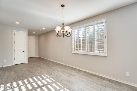 5638 S 28th St, Phoenix, AZ 85040 photo 8