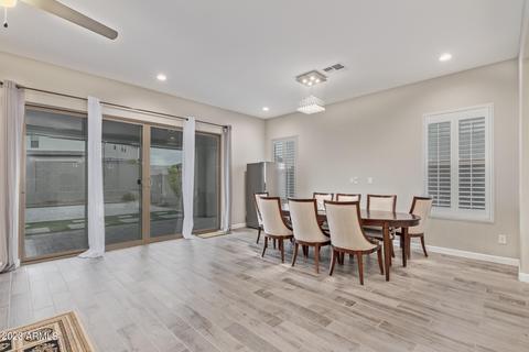 6528 E Morningside Dr, Phoenix, AZ 85054 photo 8
