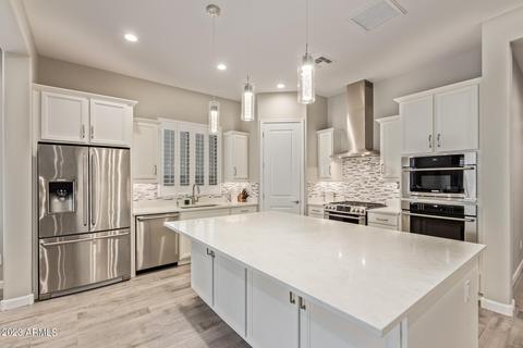 6528 E Morningside Dr, Phoenix, AZ 85054 photo 12