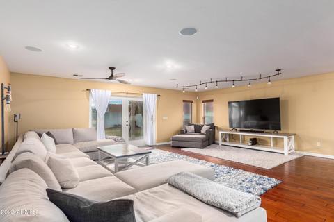 4301 E Whitney Ln, Phoenix, AZ 85032 photo 2