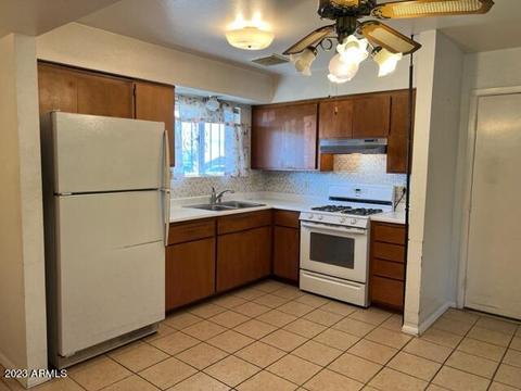 8518 W Weldon Ave, Phoenix, AZ 85037 photo 2