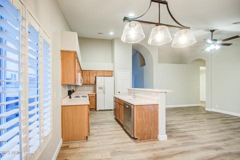 2176 E Sherri Dr, Gilbert, AZ 85296 photo 15