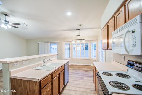 2176 E Sherri Dr, Gilbert, AZ 85296 photo 16
