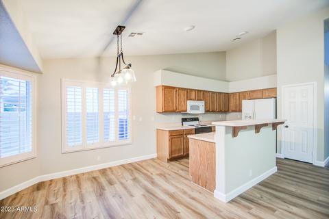2176 E Sherri Dr, Gilbert, AZ 85296 photo 11