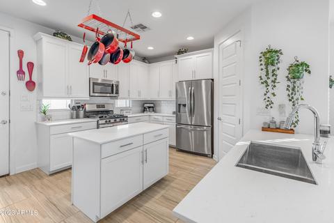 3735 S 64th Dr, Phoenix, AZ 85043 photo 12