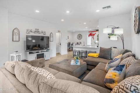 3735 S 64th Dr, Phoenix, AZ 85043 photo 7