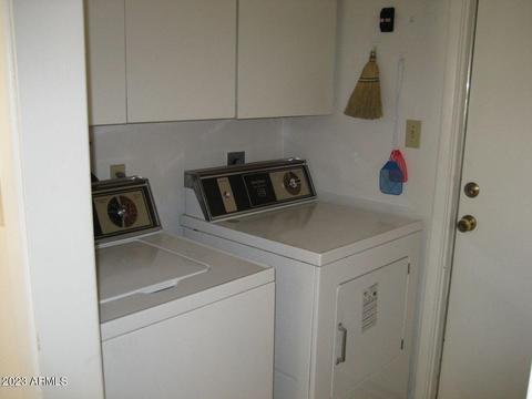 8258 E Fable Cir, Mesa, AZ 85208 photo 11
