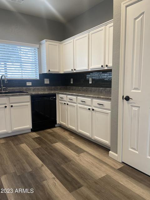 1081 E Parkview Ct, Gilbert, AZ 85295 photo 8