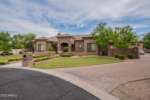 1131 E Desert Ct, Gilbert, AZ 85234 photo 9