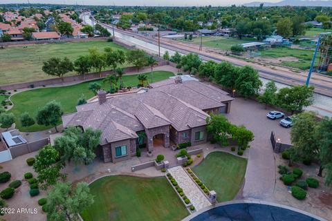 1131 E Desert Ct, Gilbert, AZ 85234 photo 3