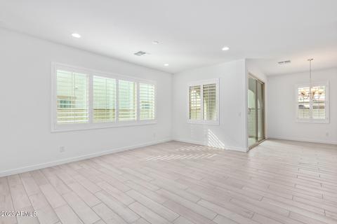 1715 E Stella Ln, Phoenix, AZ 85016 photo 5