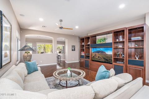 5232 E Patrick Ln, Phoenix, AZ 85054 photo 9