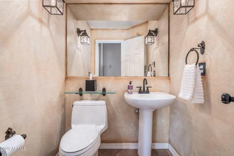 5232 E Patrick Ln, Phoenix, AZ 85054 photo 19