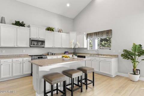 7407 S 15th Dr, Phoenix, AZ 85041 photo 5