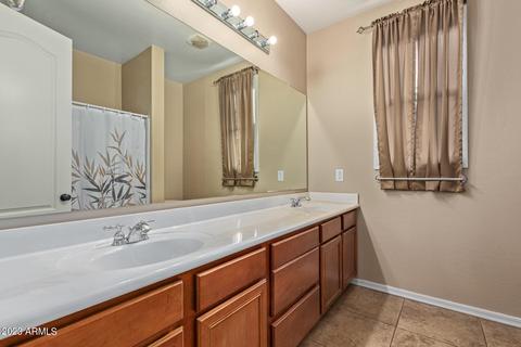 6830 S 42nd Dr, Phoenix, AZ 85041 photo 45