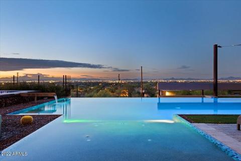 1820 W Desert View Dr, Phoenix, AZ 85041