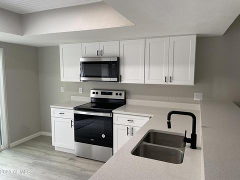 2438 E Tracy Ln #3, Phoenix, AZ 85032 photo 2
