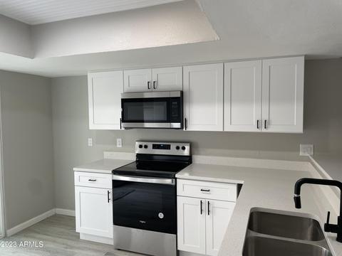 2438 E Tracy Ln #3, Phoenix, AZ 85032 photo 3