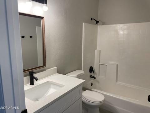 2438 E Tracy Ln #3, Phoenix, AZ 85032 photo 9