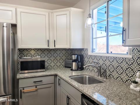 58 Holbrook Ave, Bisbee, AZ 85603 photo 9