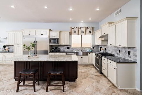 1718 E Campbell Ave, Gilbert, AZ 85234 photo 4
