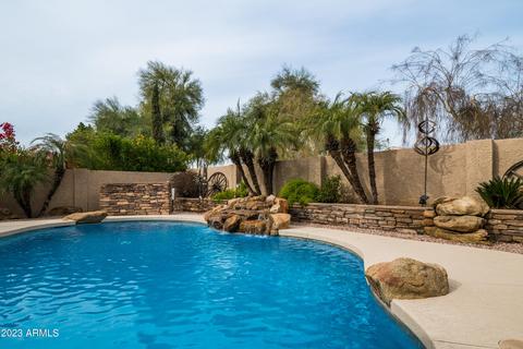 1718 E Campbell Ave, Gilbert, AZ 85234 photo 2