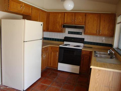 1819 E Aire Libre Ave, Phoenix, AZ 85022 photo 2