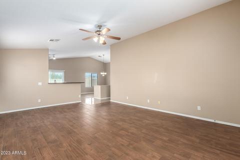 6909 S 11th Dr, Phoenix, AZ 85041 photo 2