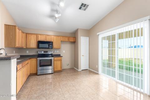 6909 S 11th Dr, Phoenix, AZ 85041 photo 10