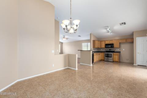 6909 S 11th Dr, Phoenix, AZ 85041 photo 7