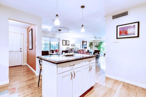 4201 N 34th Pl, Phoenix, AZ 85018 photo 18