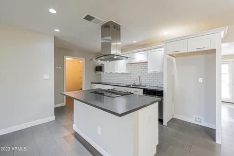 2113 E Whitton Ave, Phoenix, AZ 85016 photo 4