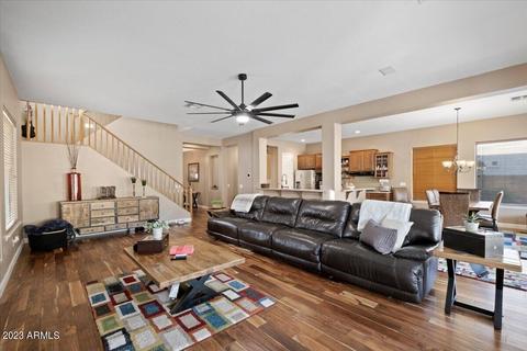 284 E Benrich Dr, Gilbert, AZ 85295 photo 2