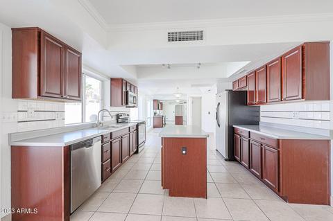 1102 E Acoma Dr, Phoenix, AZ 85022 photo 3
