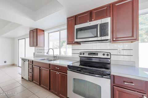 1102 E Acoma Dr, Phoenix, AZ 85022 photo 5