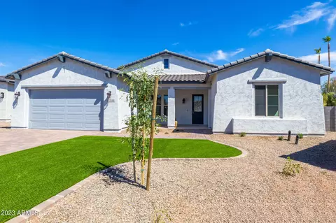 7535 W Gelding Dr, Peoria, AZ 85381