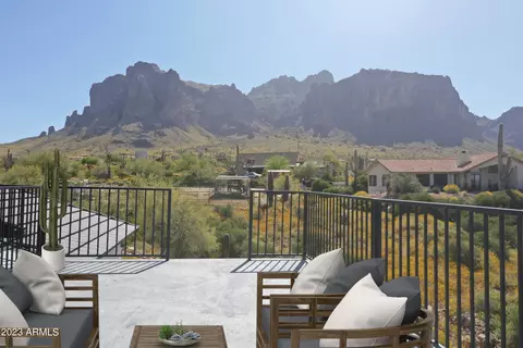 5677 E Reavis St, Apache Junction, AZ 85119 photo 2