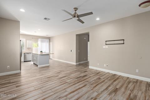 1907 S Falcon Dr, Gilbert, AZ 85295 photo 5