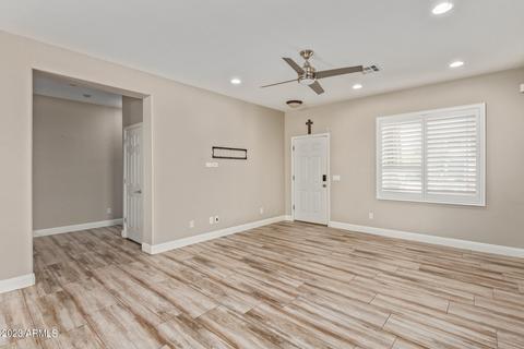 1907 S Falcon Dr, Gilbert, AZ 85295 photo 7