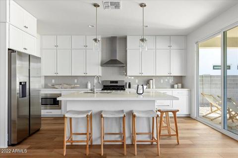 4026 E Campus Dr, Phoenix, AZ 85018 photo 4