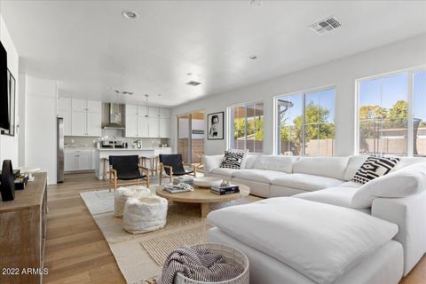 4026 E Campus Dr, Phoenix, AZ 85018 photo 2