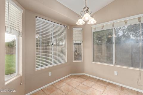 4519 E Michelle Dr, Phoenix, AZ 85032 photo 9