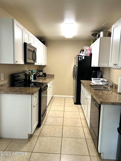 555 E Franklin Ave, Mesa, AZ 85204 photo 2