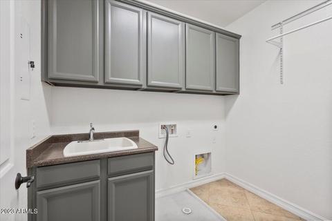 2821 E Branham Ln, Phoenix, AZ 85042 photo 41