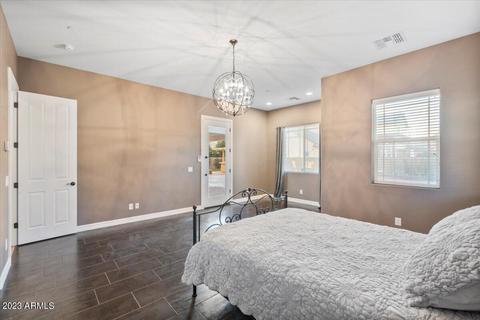 2821 E Branham Ln, Phoenix, AZ 85042 photo 17