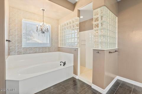 2821 E Branham Ln, Phoenix, AZ 85042 photo 18