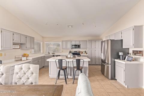 2718 E Bighorn Ave, Phoenix, AZ 85048 photo 2
