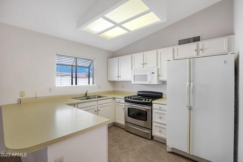 4042 E Knox Rd, Phoenix, AZ 85044 photo 14