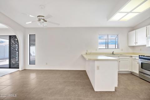 4042 E Knox Rd, Phoenix, AZ 85044 photo 12