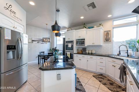 1917 E Coral Tree Dr, Gilbert, AZ 85234 photo 4